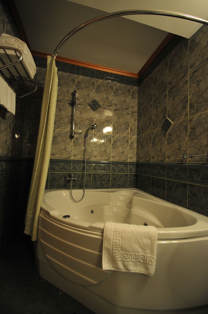 Ambassador Hotel 50/50