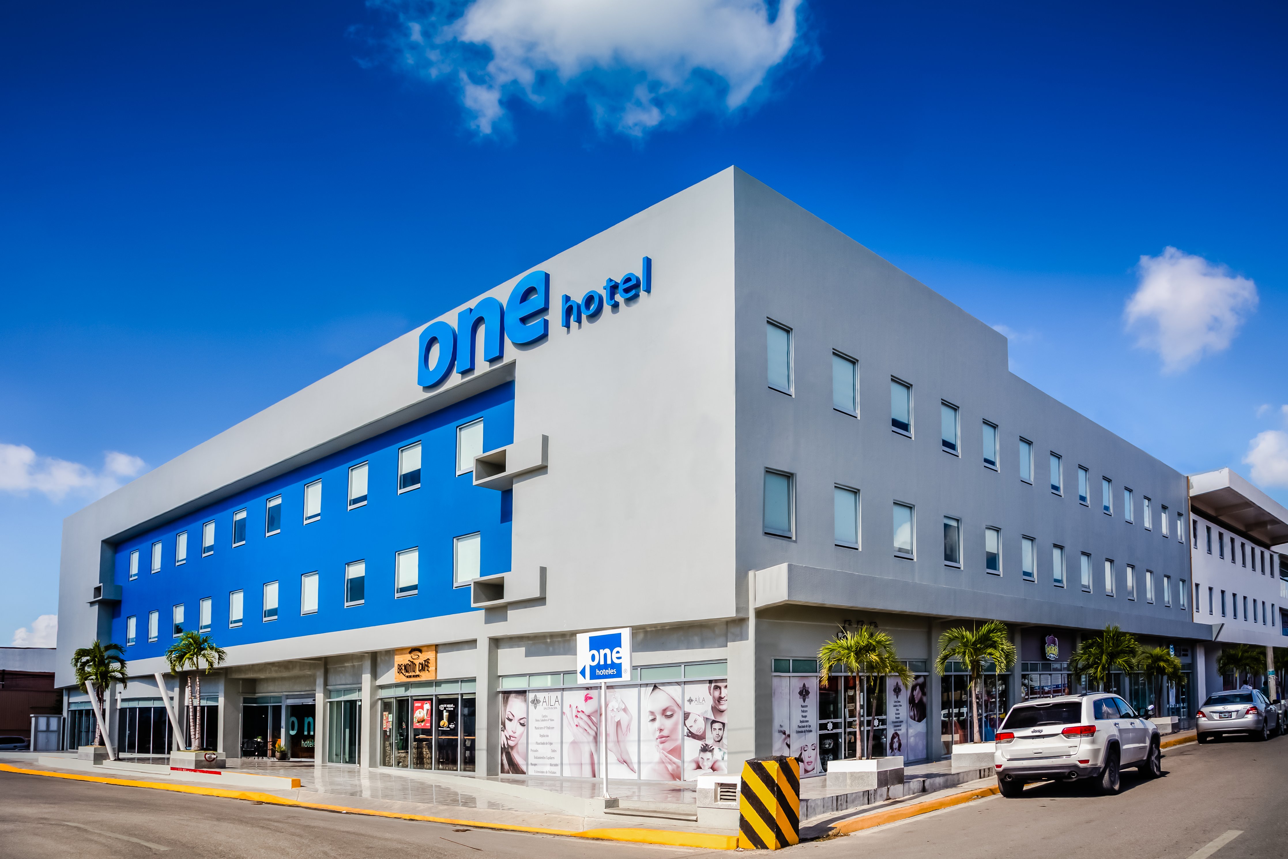 One Playa Del Carmen 4/33