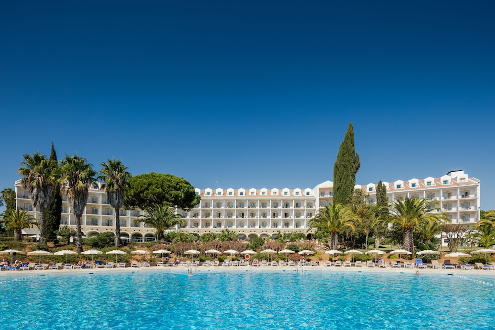 Penina Hotel Golf Resort in PORTIMAO