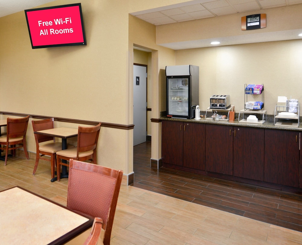 restaurant cafeteria