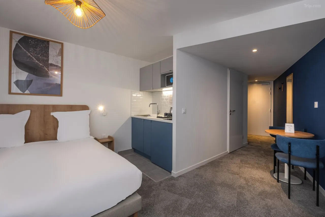 Aparthotel Adagio Access Paris Sud Villejuif 12/20