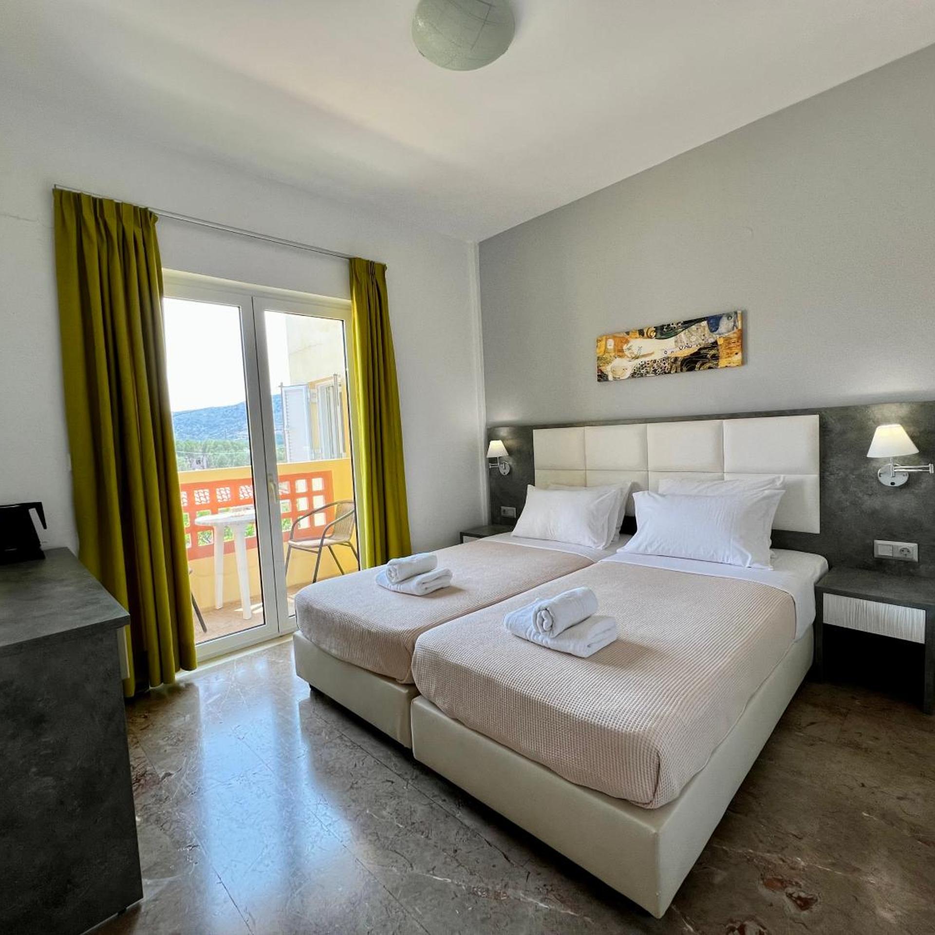 Maria Hotel 15/56