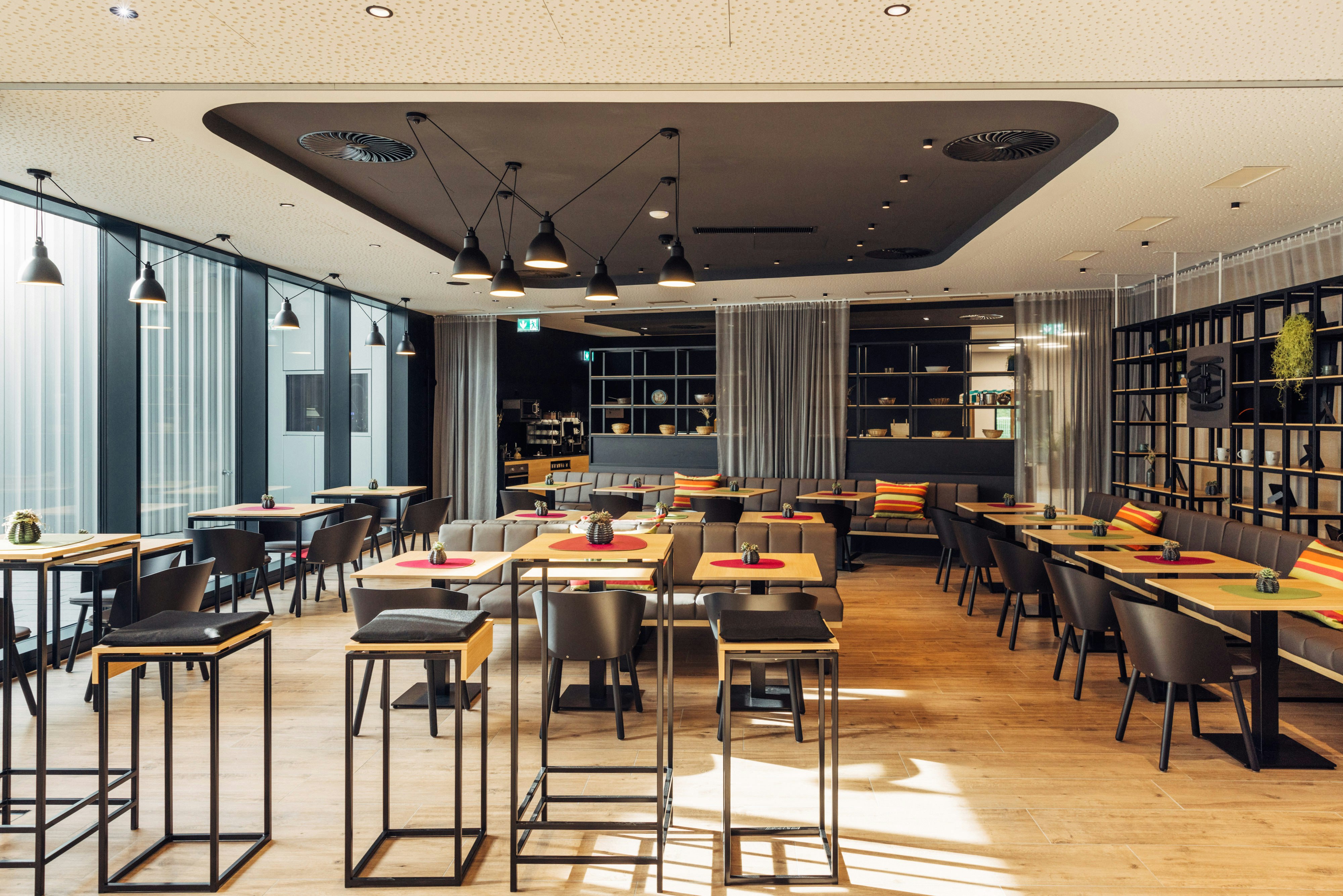 Harrys home Hotel Bern Ostermundigen 34/45