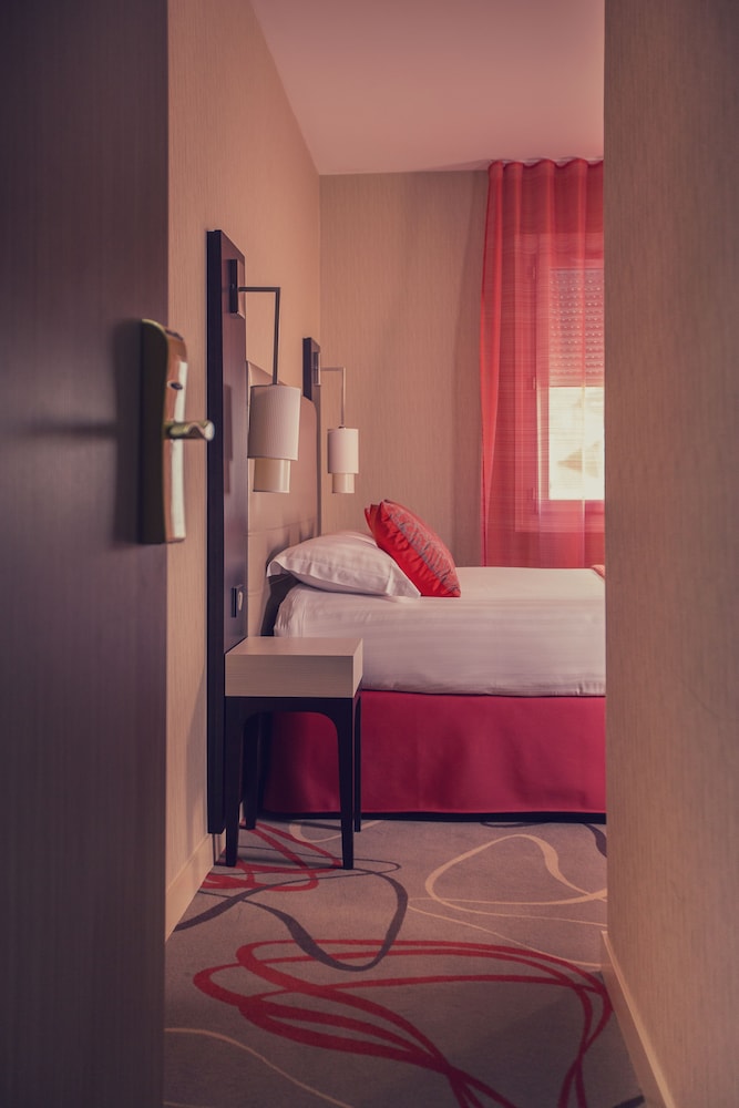 Best Western Plus Richelieu 24/50