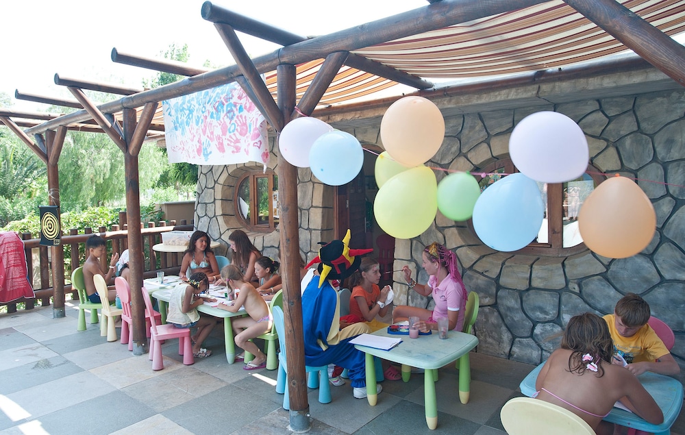 Diamond Excellence Resort & Spa 56/65