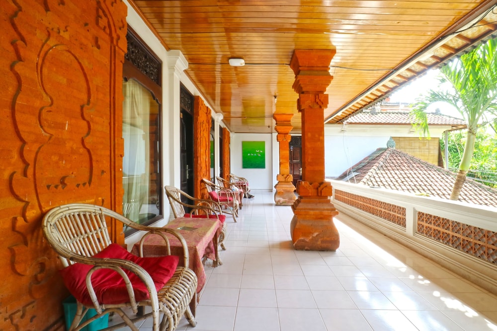 Bali Senia Hotel 8/42