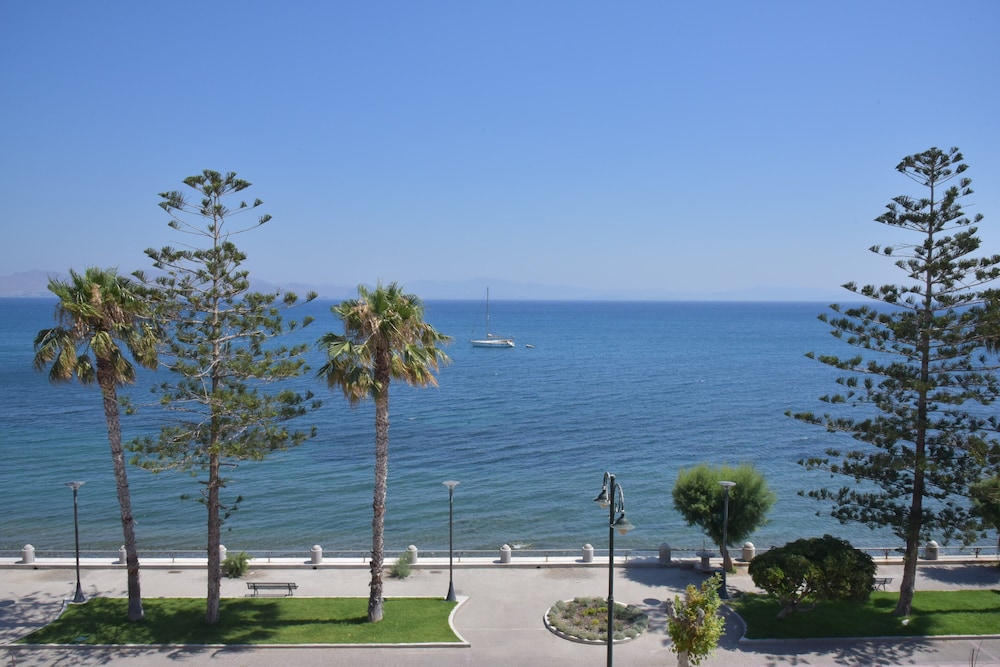 Bristol Sea View Apartments 56/69