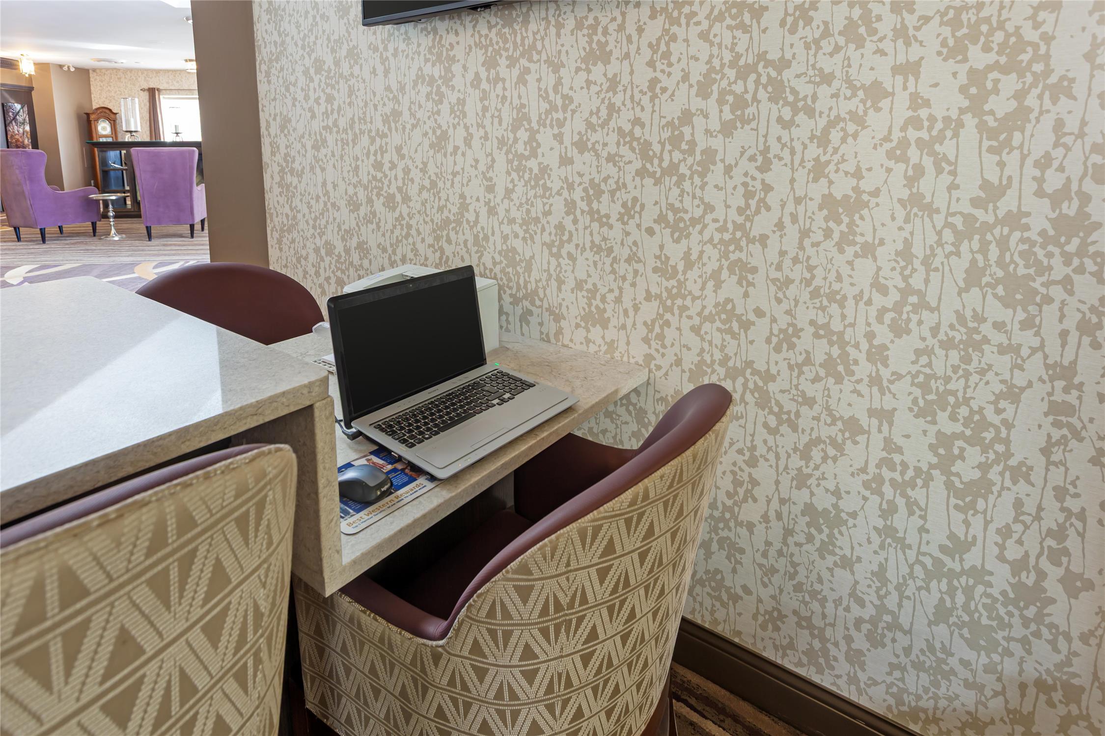 Best Western Plus Otonabee Inn 43/49