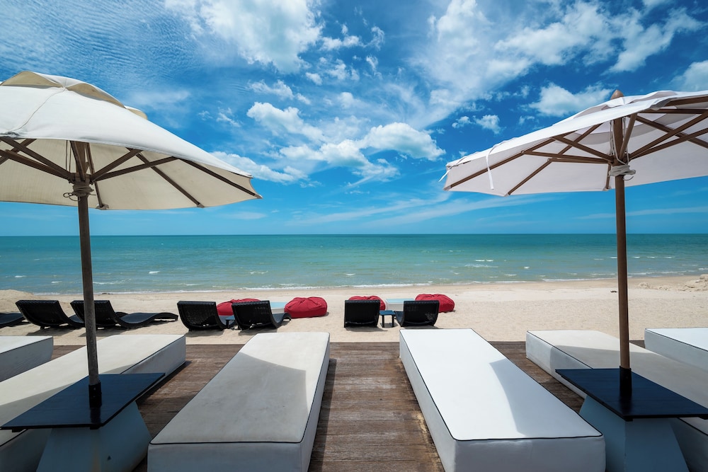 Aava Resort And Spa 58/66