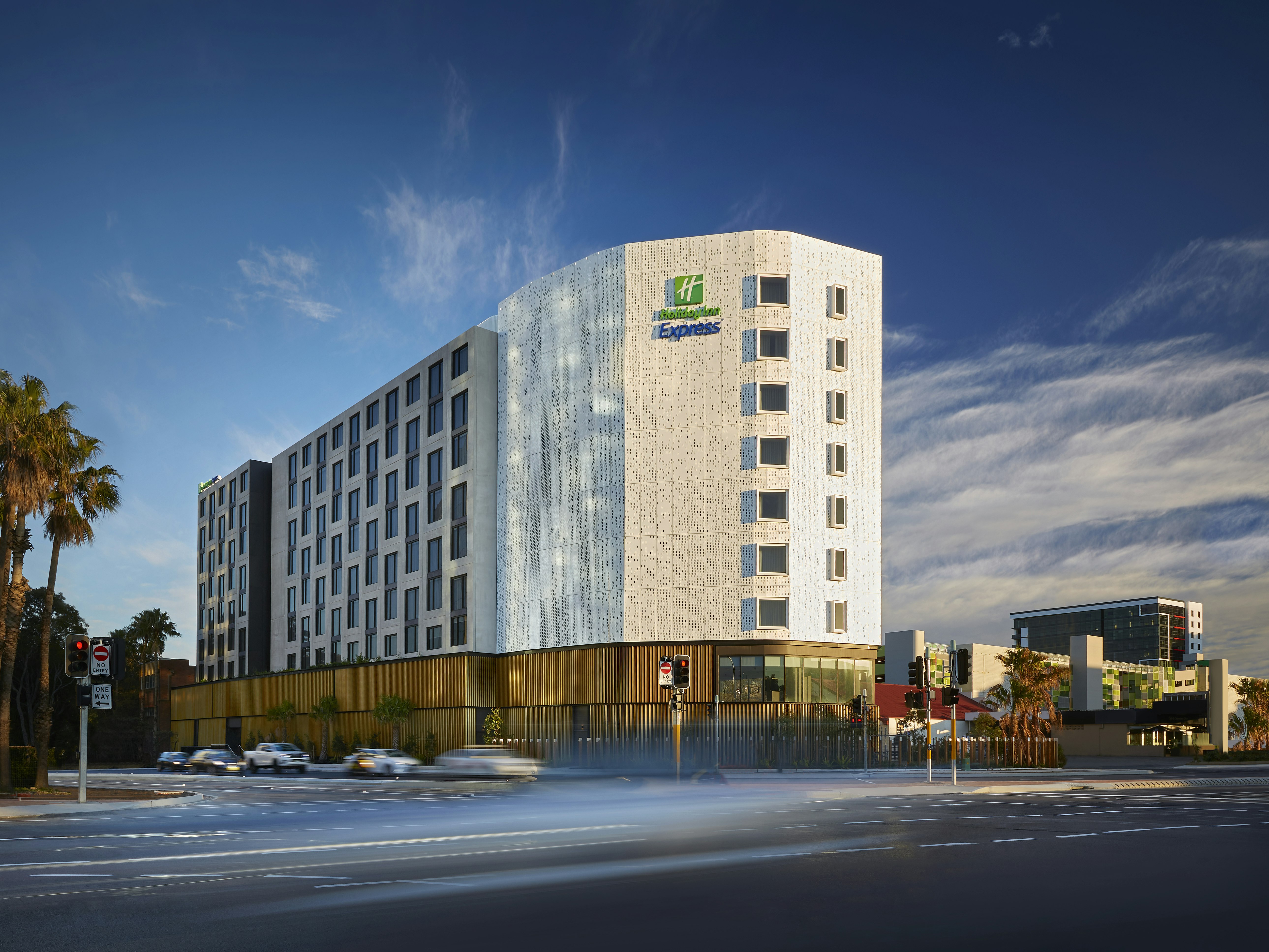 Holiday Inn Express Sydney Airport 5/59