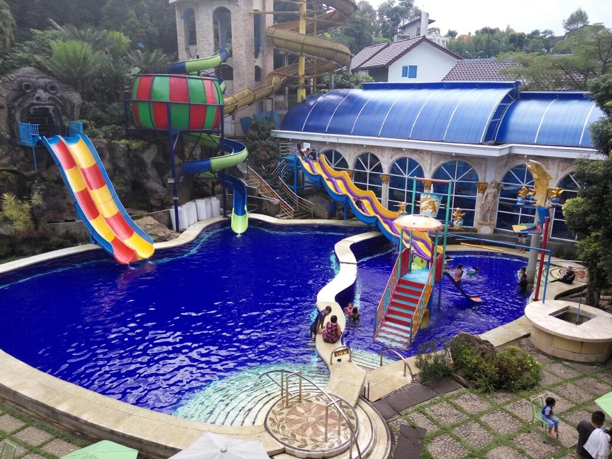 Grand Paradise Hotel 26/28