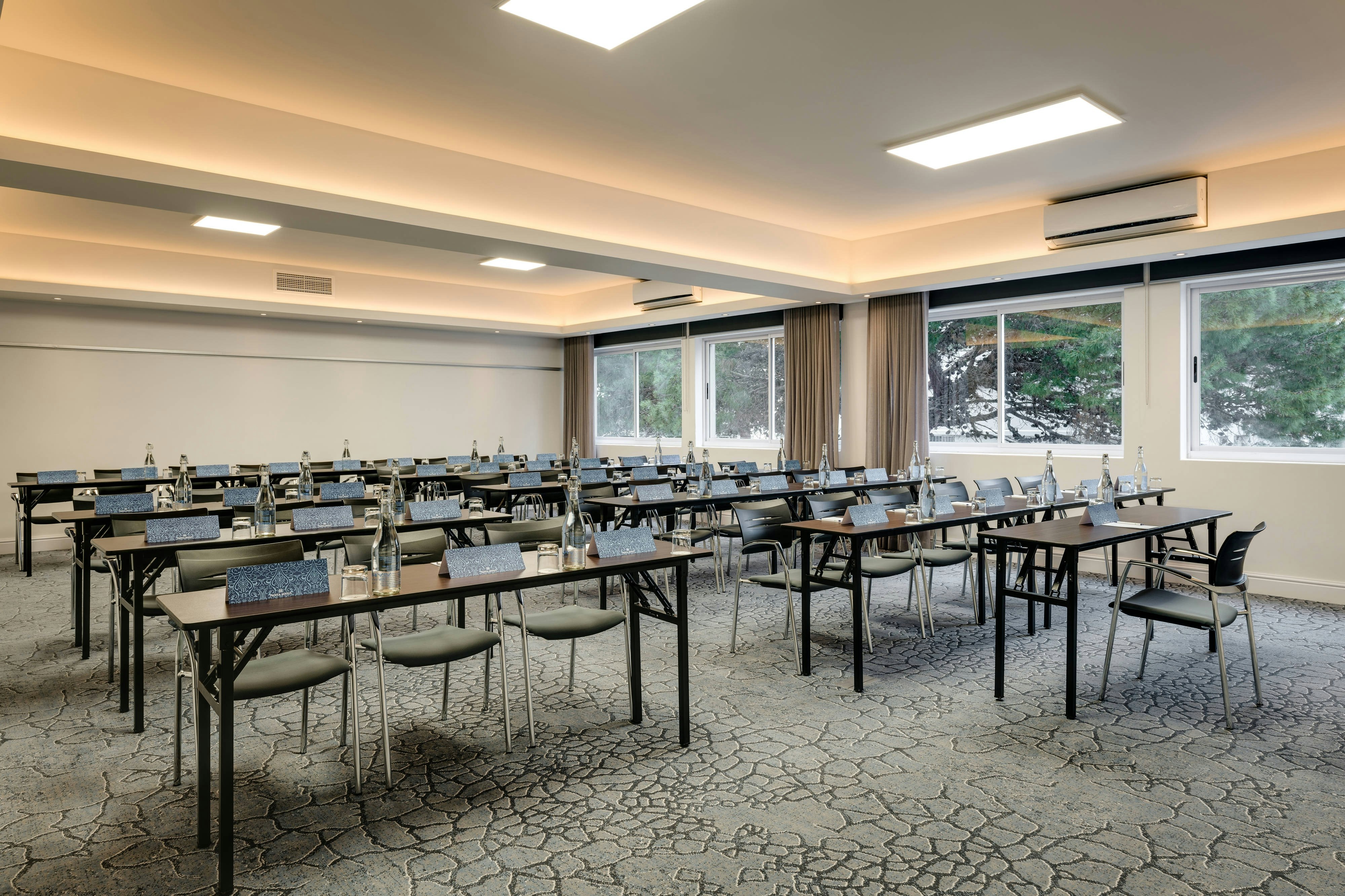 Protea Hotel by Marriott Cape Town Sea Point 36/38