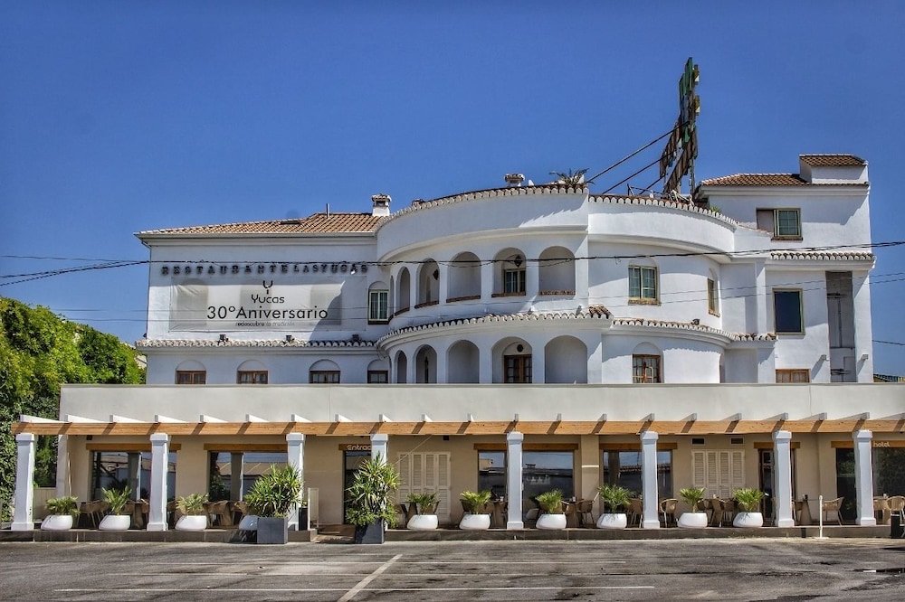 Hotel Las Yucas 2/50