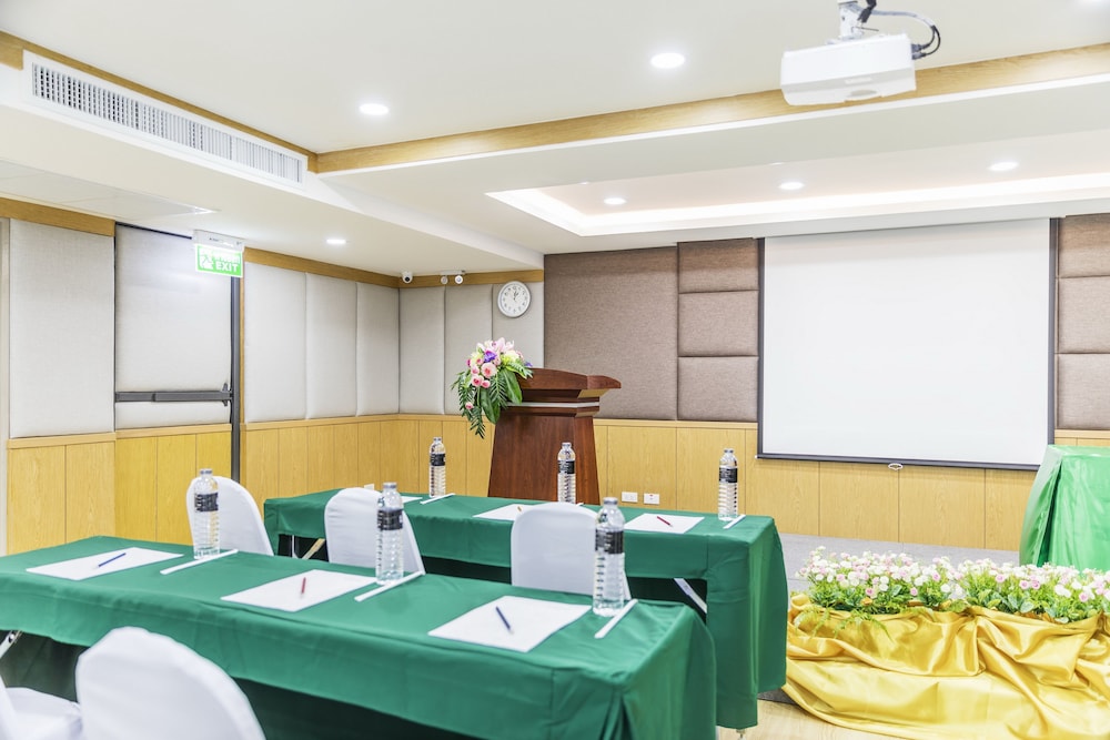Livotel Hotel Hua Mak Bangkok 58/68