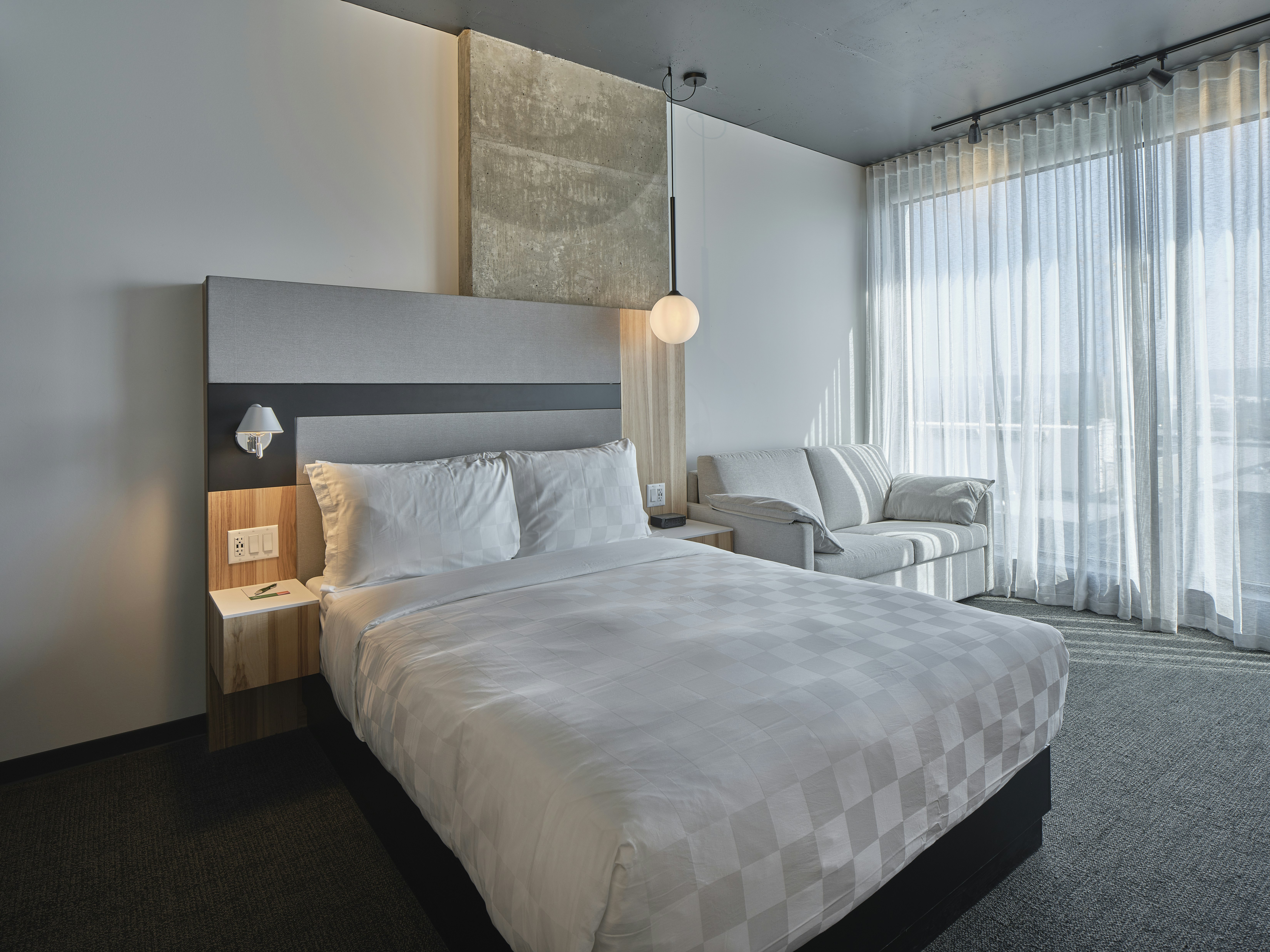 Alt Hotel Calgary University District 5/18