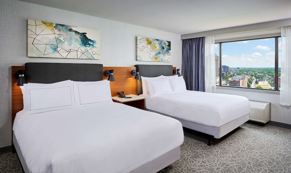 2 Rooms, Suite, 2 Queen Beds, Water View