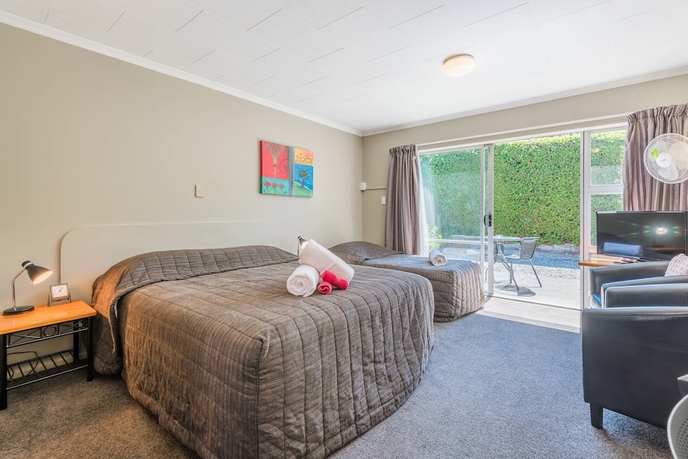 Manuka Crescent Motel 19/63