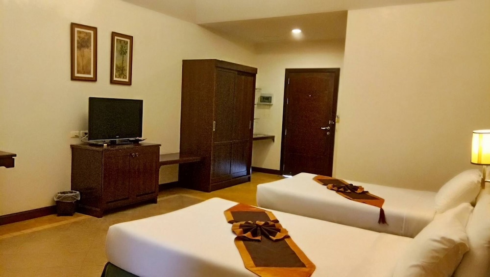 Golden Pine Beach Resort and Spa 34/61