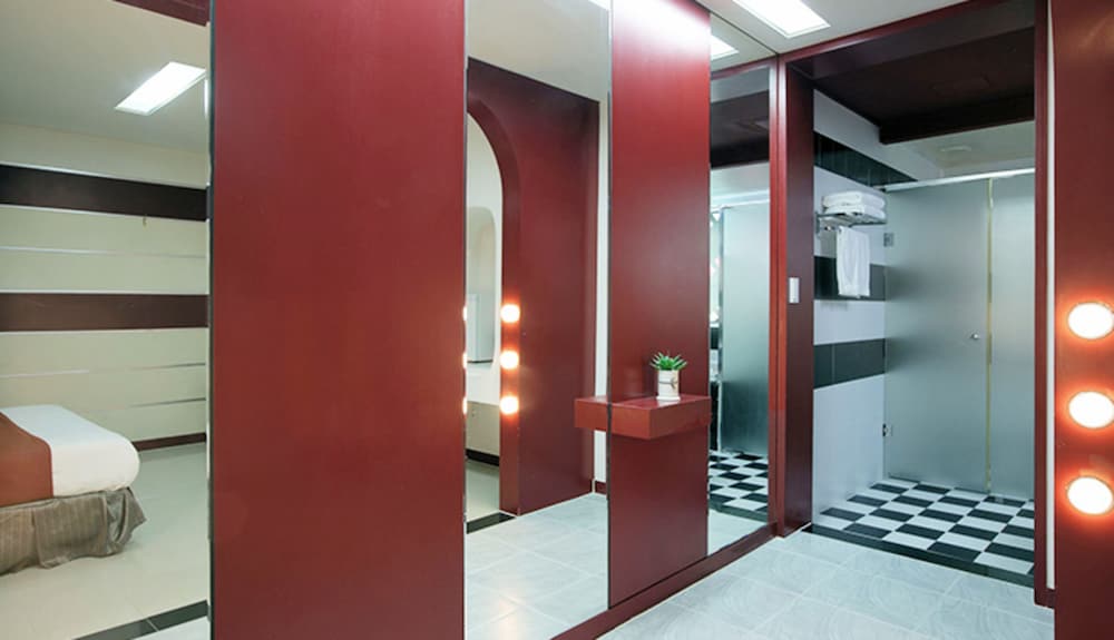 On Smart Hotel 41/42
