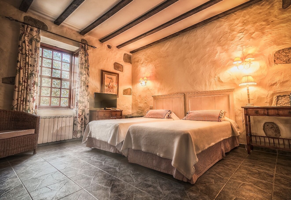 Hotel Rural LIVVO Maipez 6/50