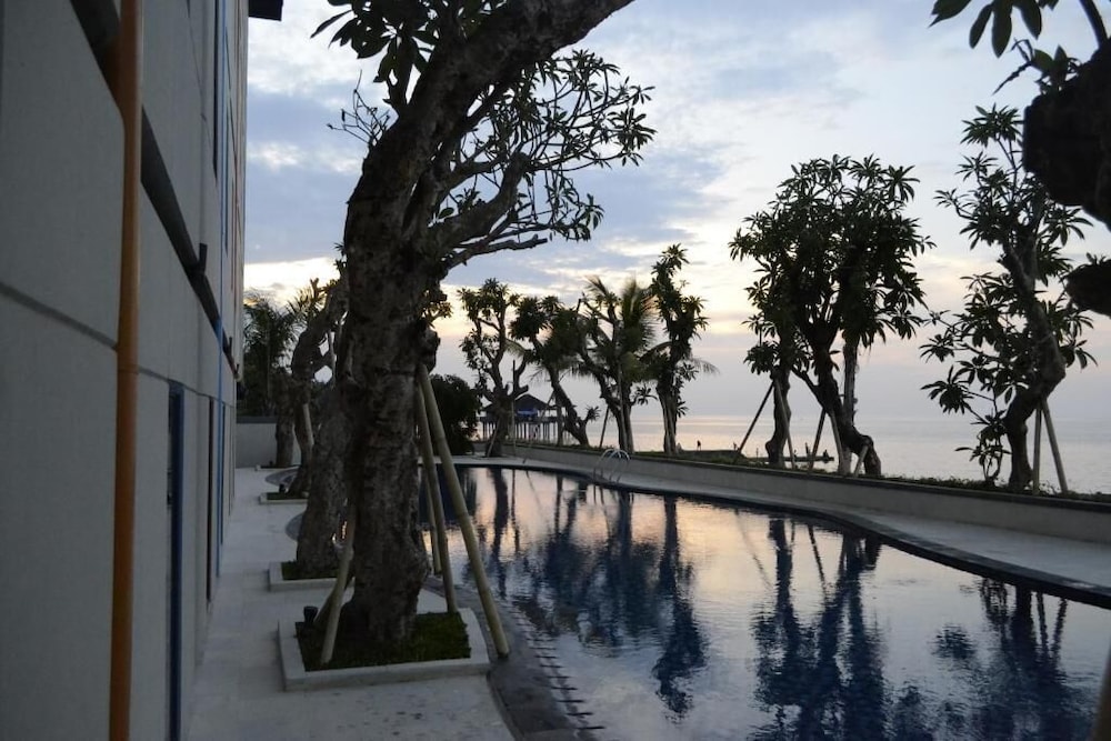 Singaraja Hotel 54/59