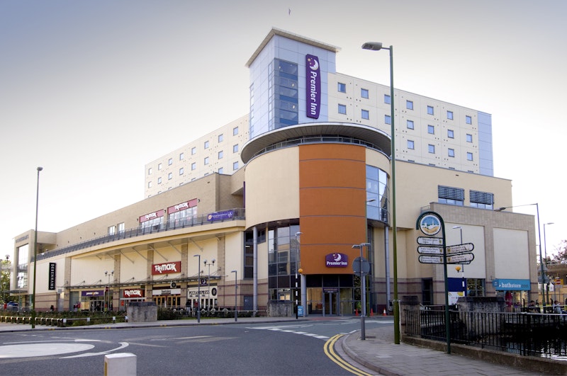 Premier Inn Hemel Hempstead Central 18/23