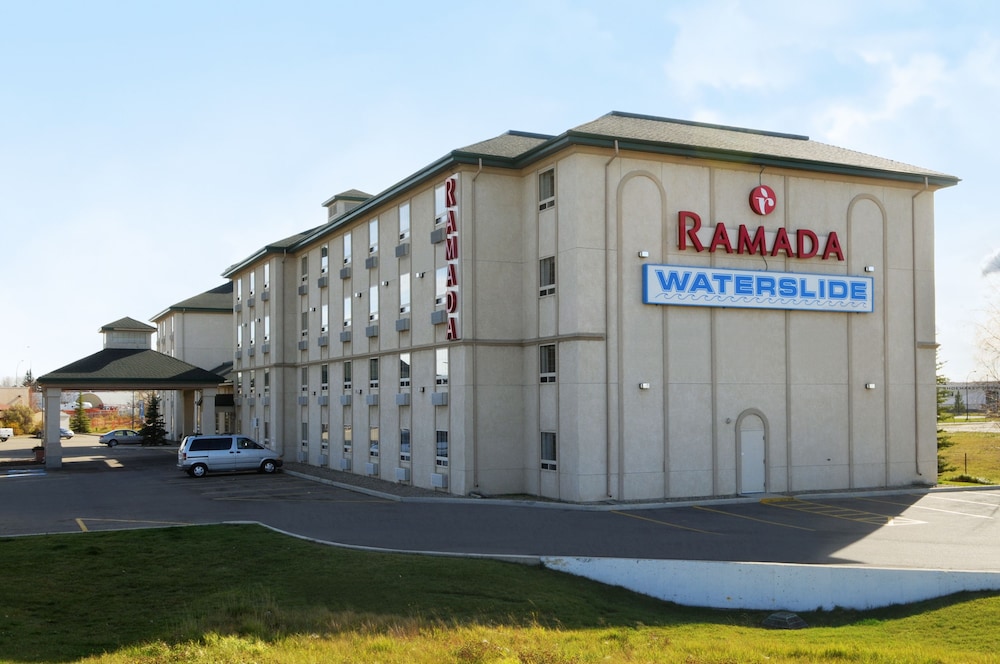 Ramada by Wyndham Red Deer Hotel & Suites 1/36