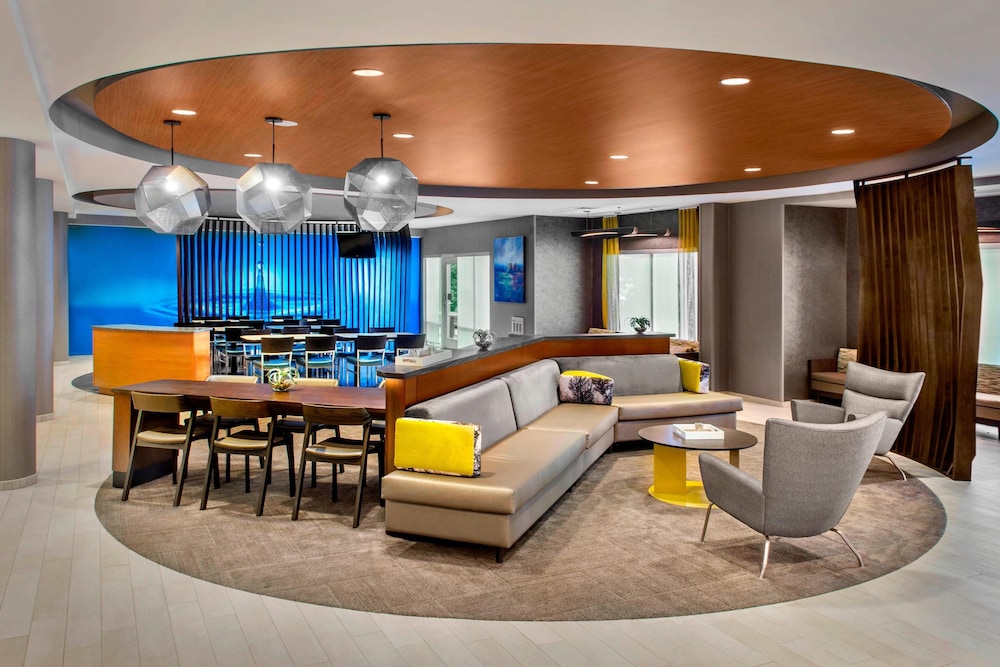 Springhill Suites By Marriott Long Island Brookhaven 8/21