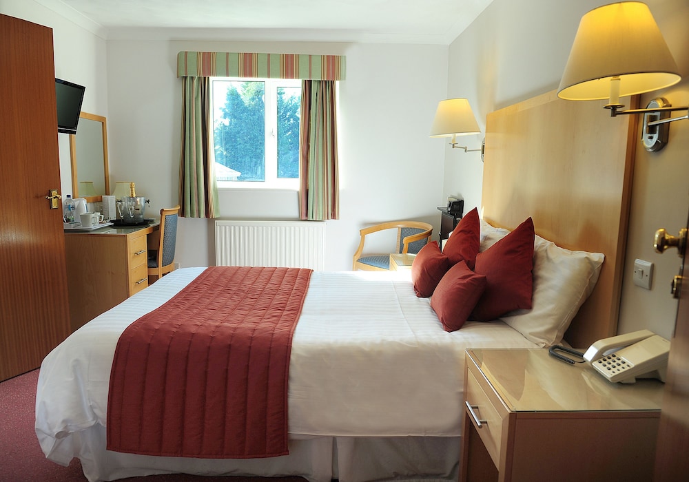 Little Silver Country Hotel 13/43