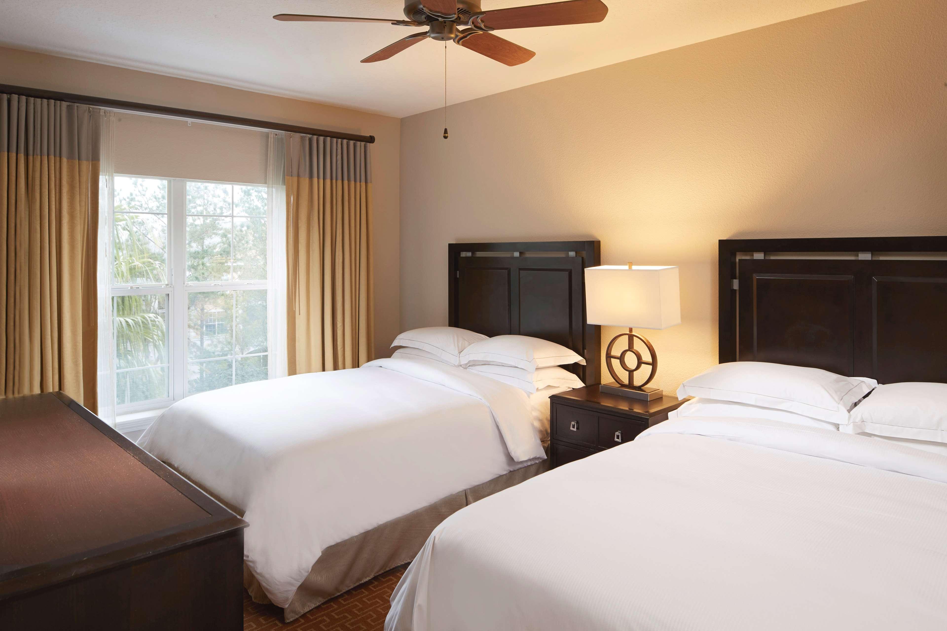 2 BEDROOMS, SUITE, 2 DOUBLE BEDS, KING BED, SOFA