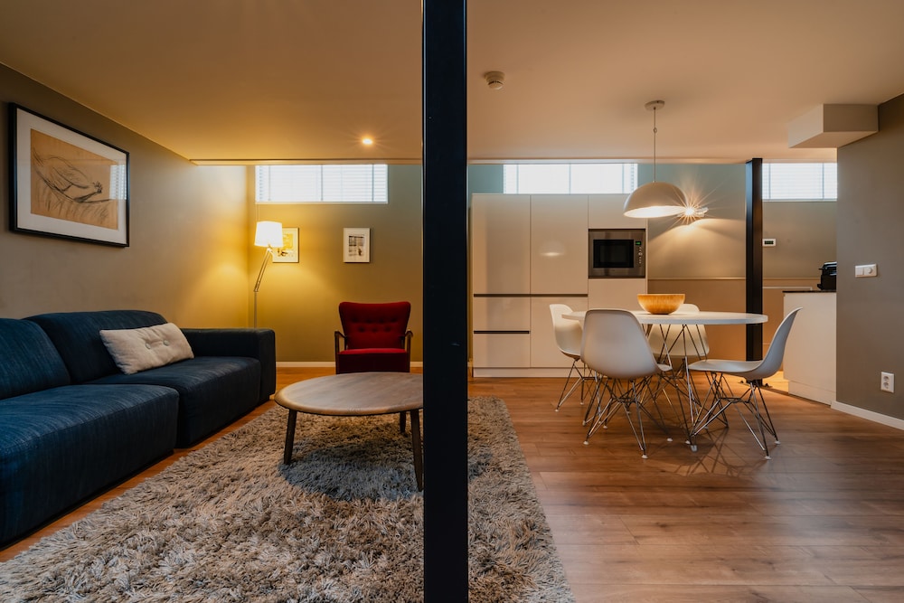 Apartments De Hallen 23/42