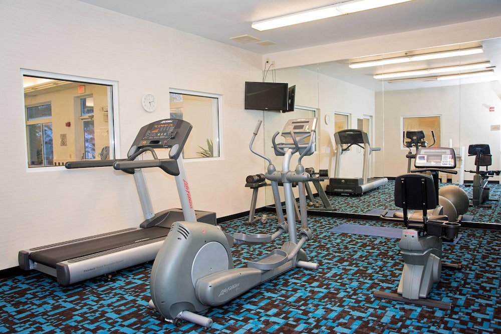 Fairfield Inn Suites Butler 28/50