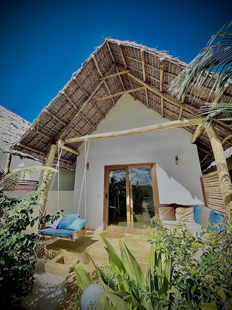 Zen Boutique Resort 1/50