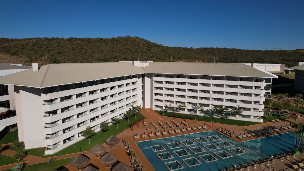 Taua Hotel e Convention Alexania 1/44
