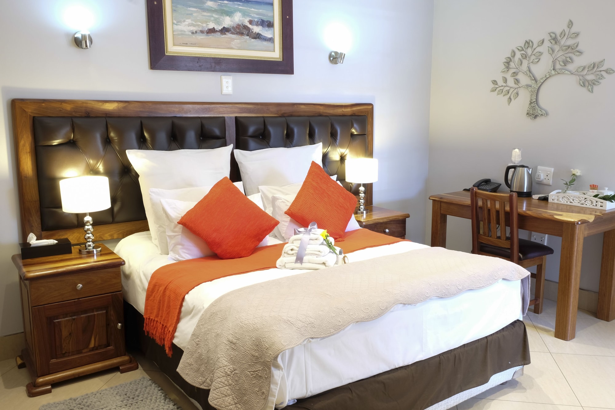 3 BEDROOMS, FAMILY SUITE