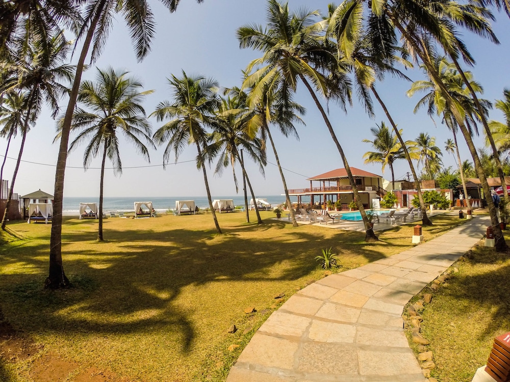 LA CABANA BEACH and SPA 12/65