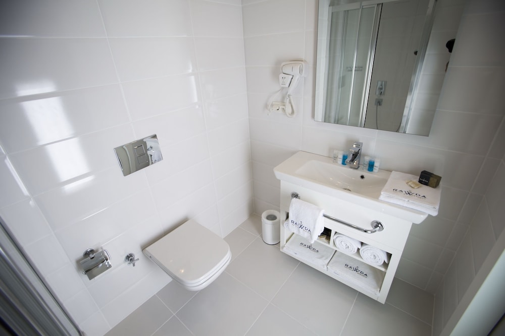 Rawda Hotel Bakirkoy 24/24