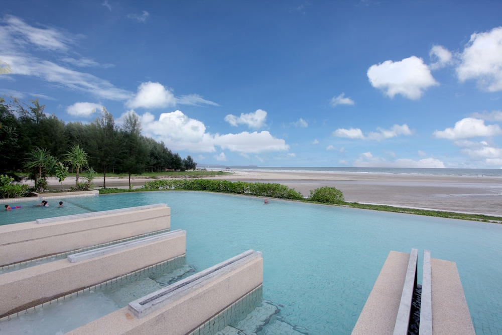 Apsara Beachfront Resort and Villa 88/126