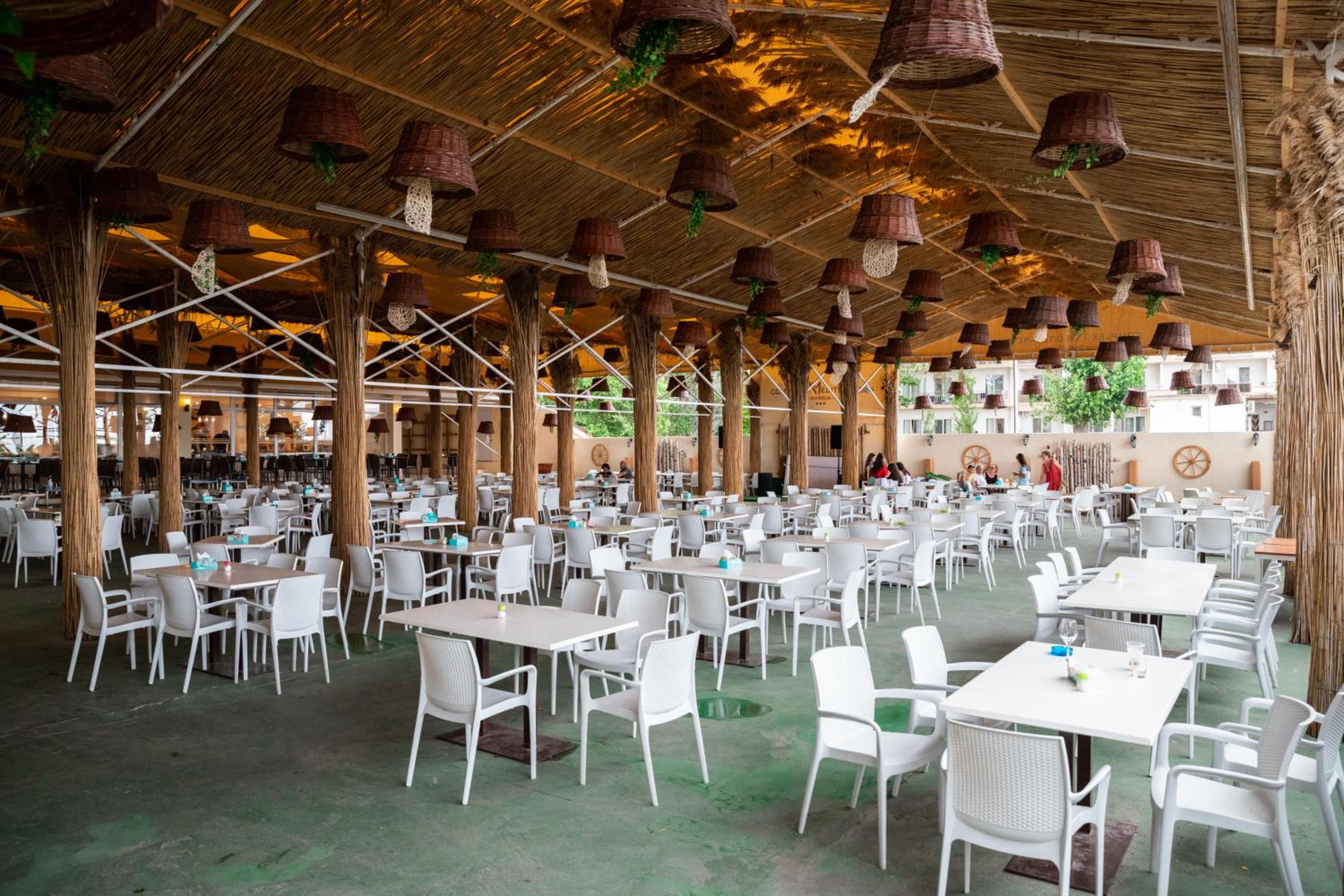 Complex Mediteranean Mamaia 34/50
