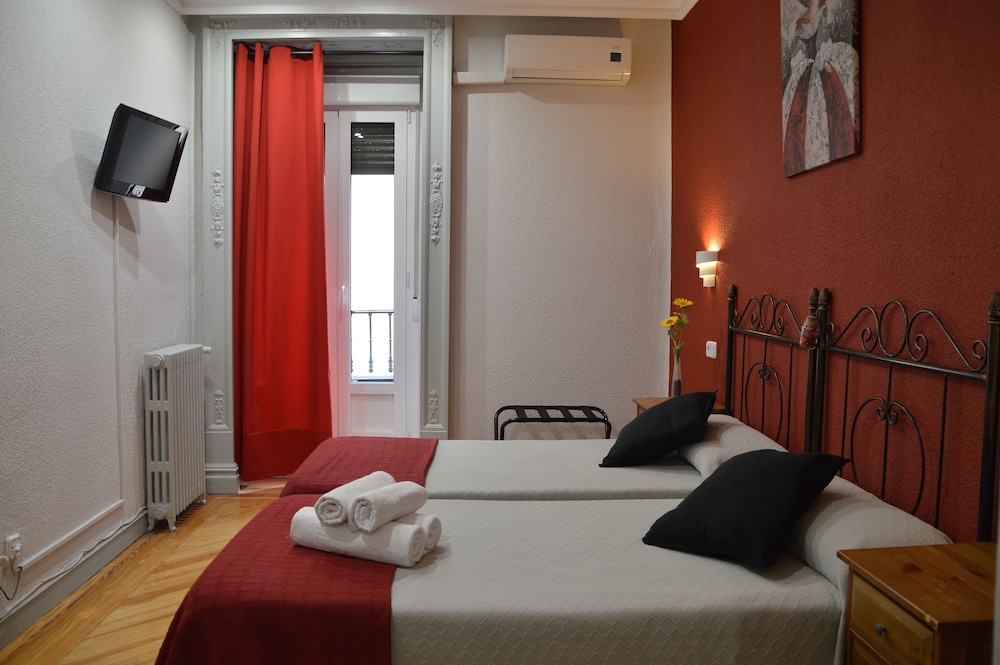 Hostal Aresol 9/33