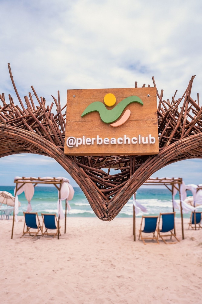 Pier Beach Hotel 5/68