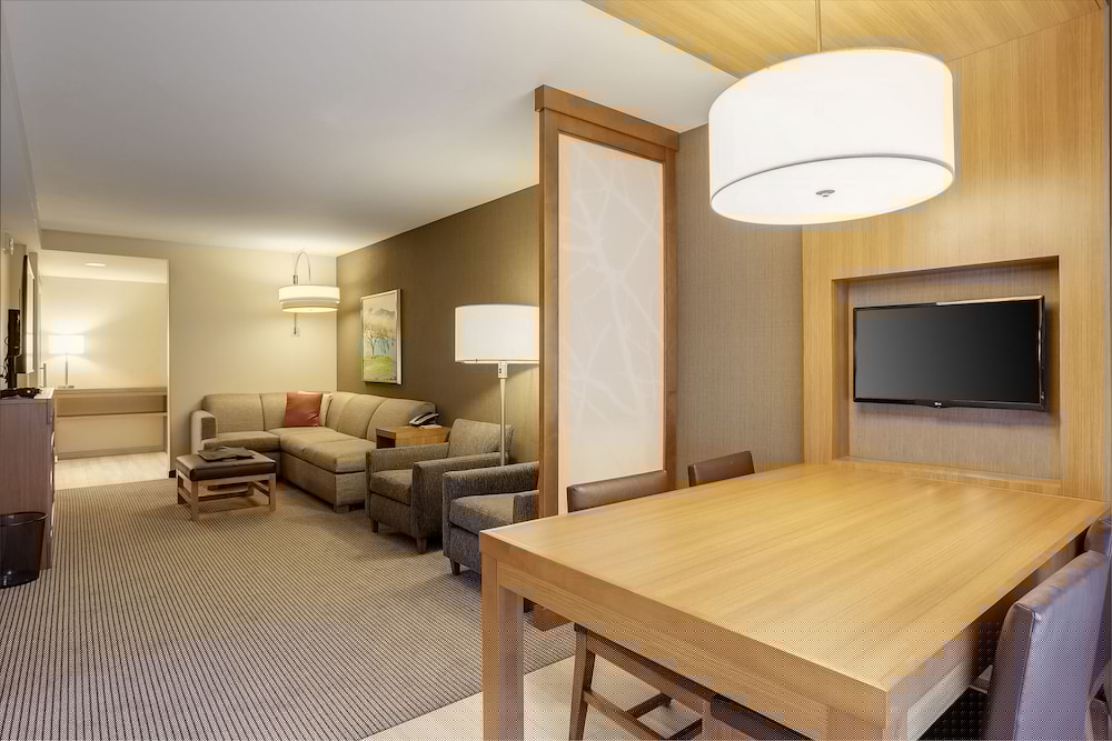 Hyatt Place Vacaville 26/62