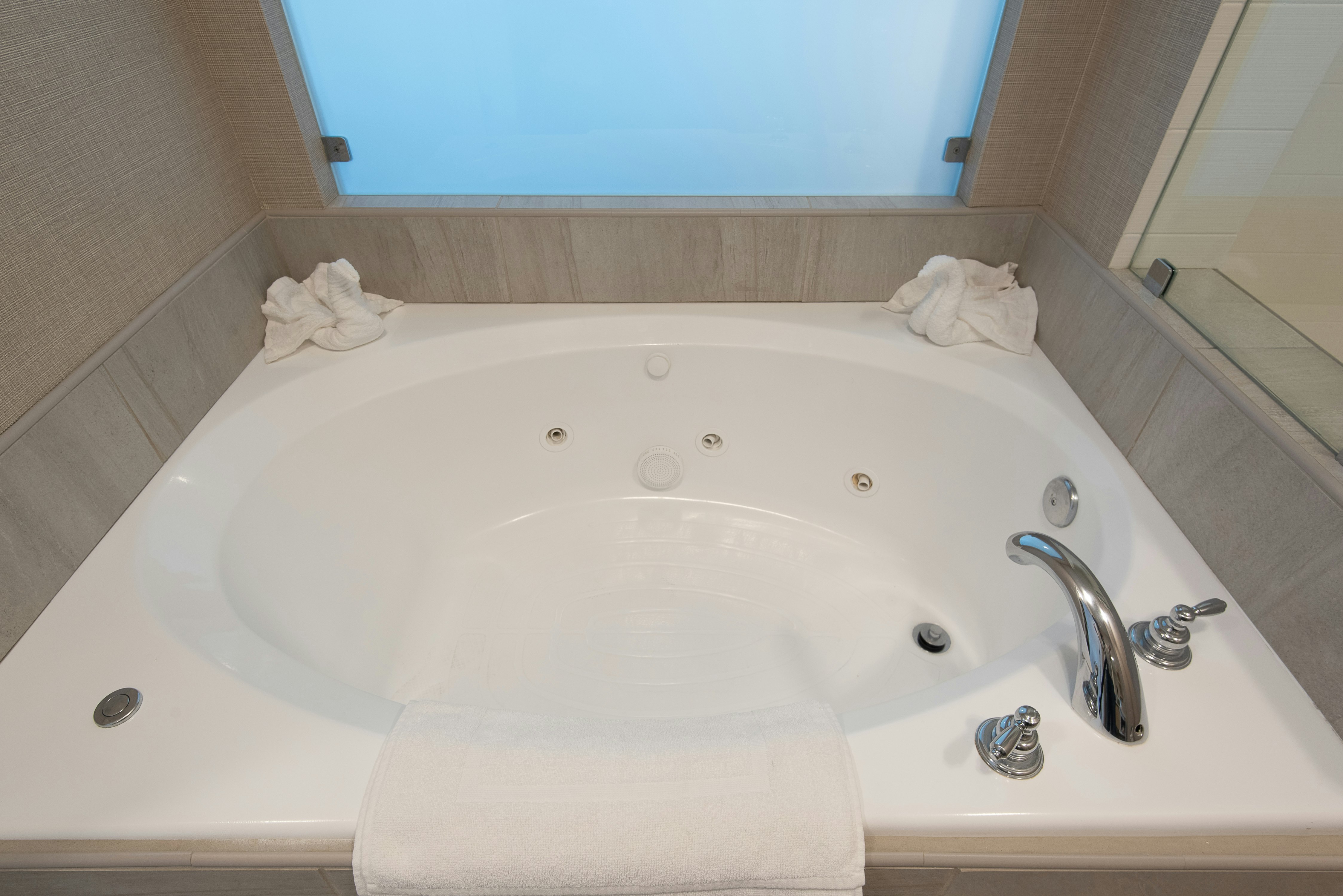Hilton Garden Inn Calabasas 24/25