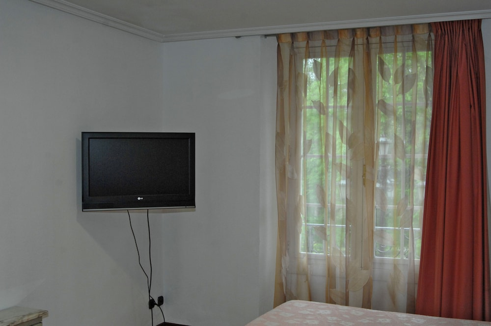 Hotel Santa Cruz 22/29