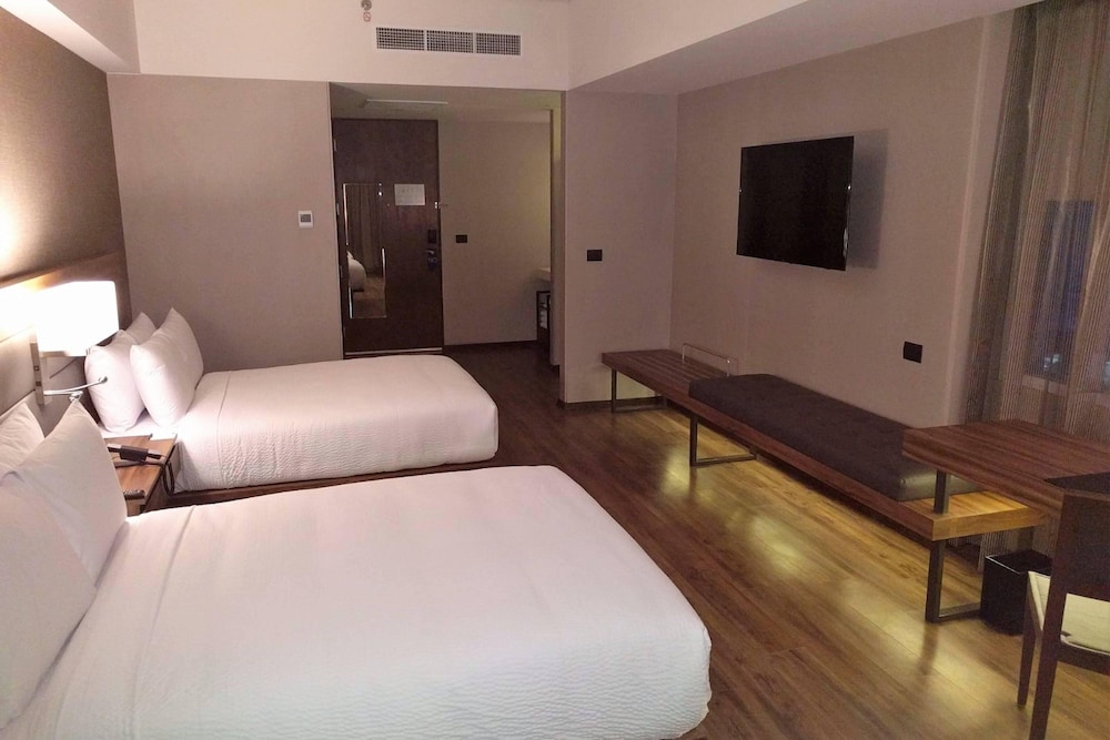 AC by Marriott Mexico Santa Fe 18/48