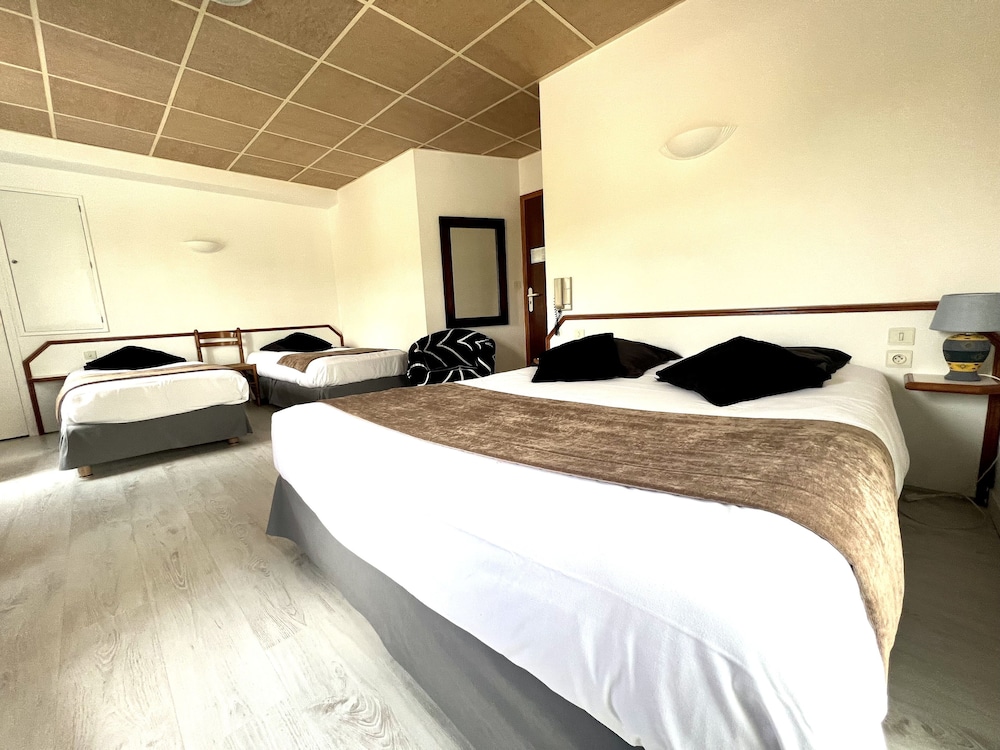 Hotel Les Camelias 21/57
