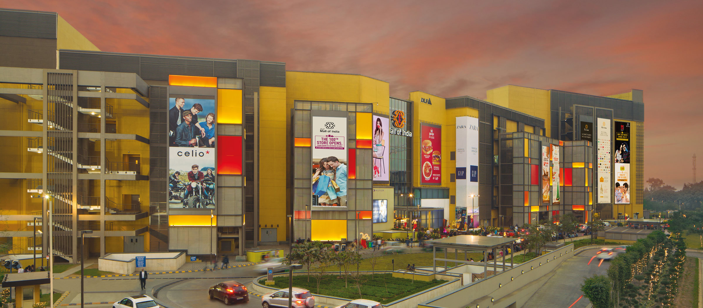 Crowne Plaza New Delhi Mayur Vihar Noida 61/64