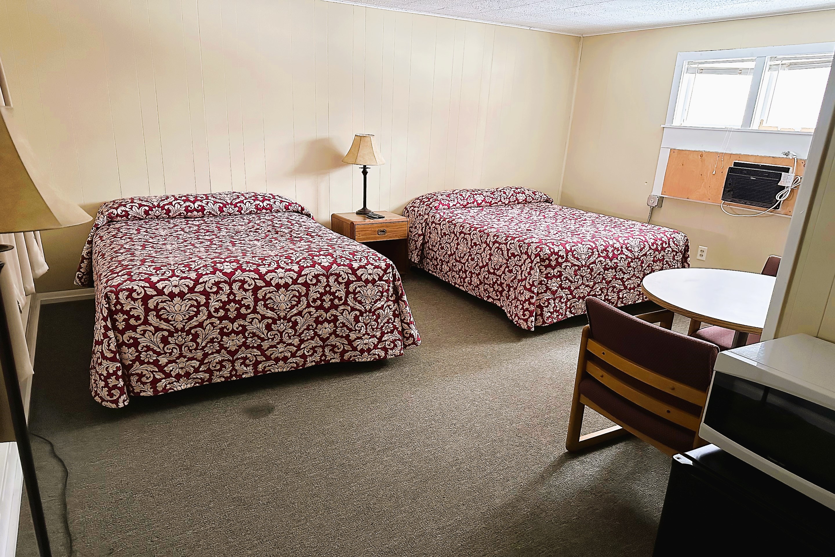 Love Hotels Timberline Lake Superior 7/15