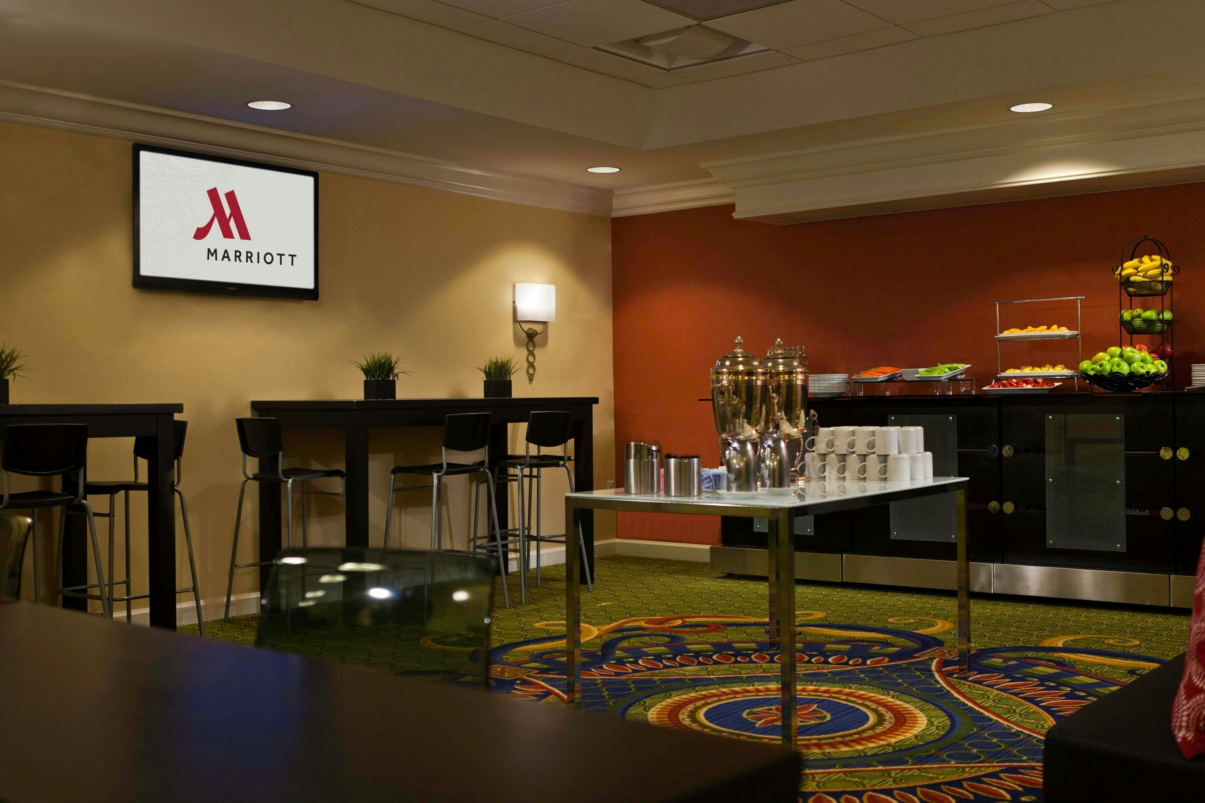 Lobby at Washington Dulles Airport Marriott, STERLING - VA