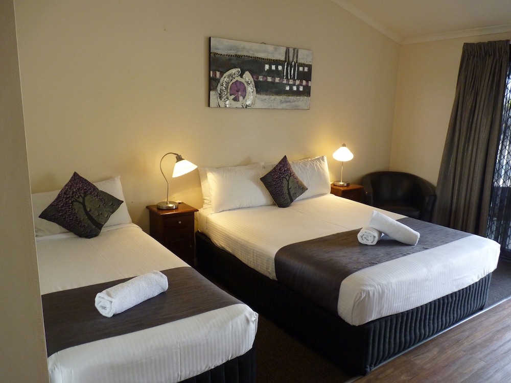 Caboolture Central Motor Inn 12/39